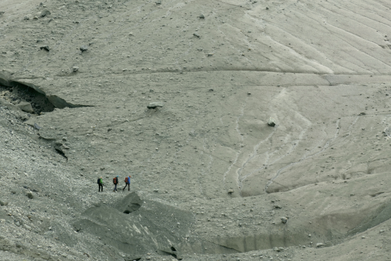Quiet bold climbers on ice, Moiry Glacier - Valais