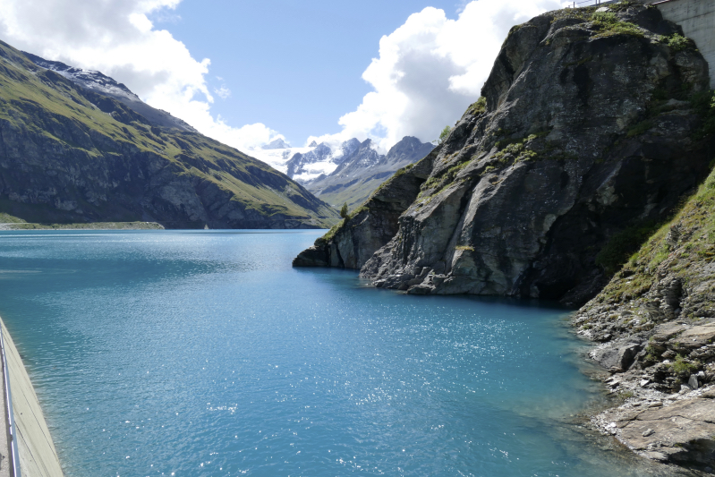 Moiry dam above Grimentz (VS)